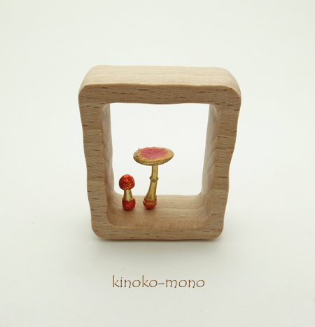 woodframe-pendant2015-4.jpg